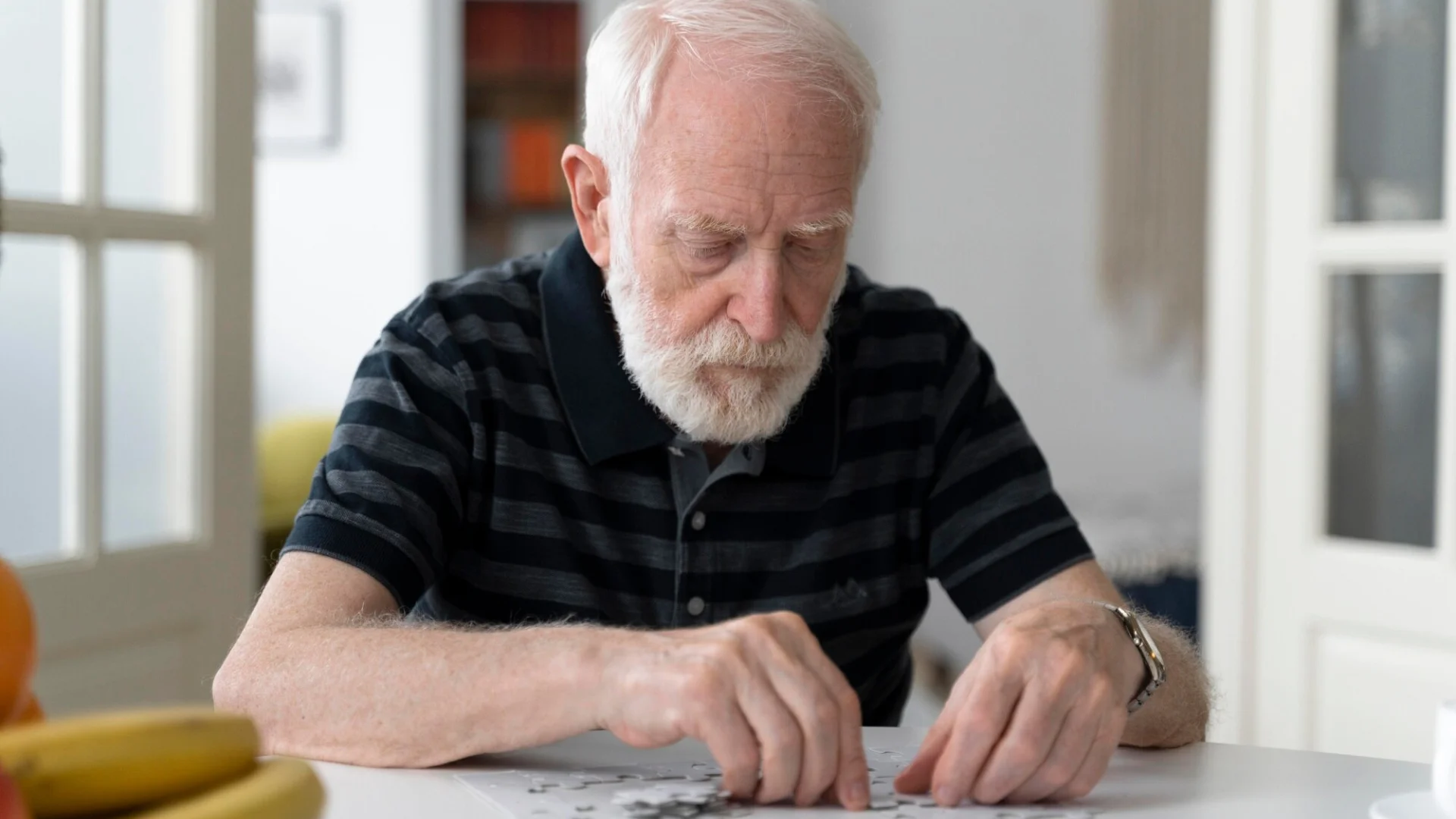 Nurses R Us Staffing and Home Care | Journaling for Seniors: A Gateway to Creativity and Memory Enhancement